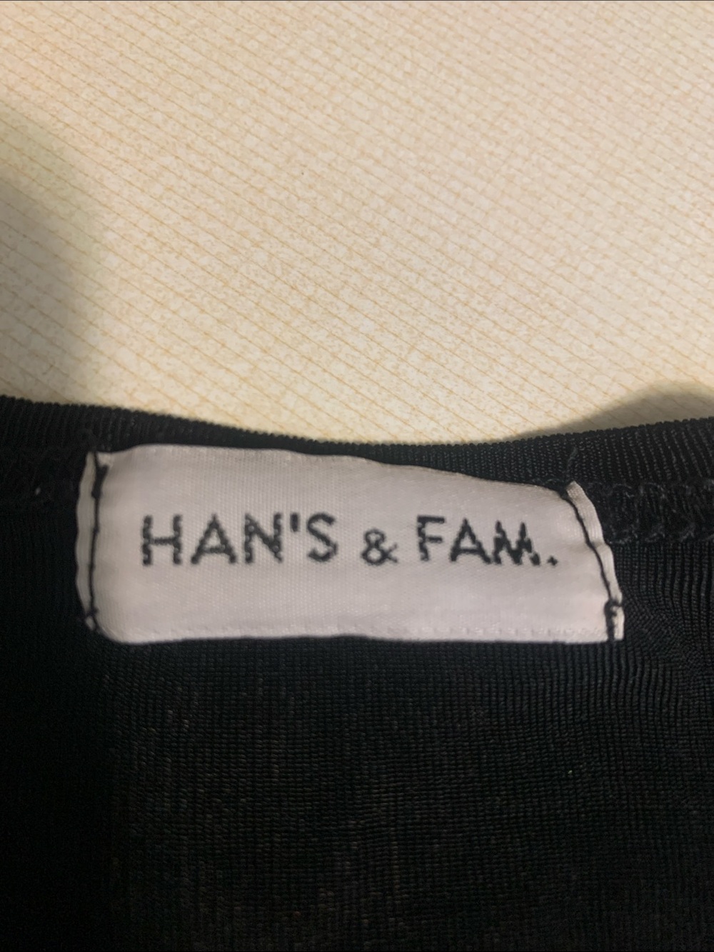 Han’s & Fam Shimmery Floral pattern Defign Too - Picture 7 of 8